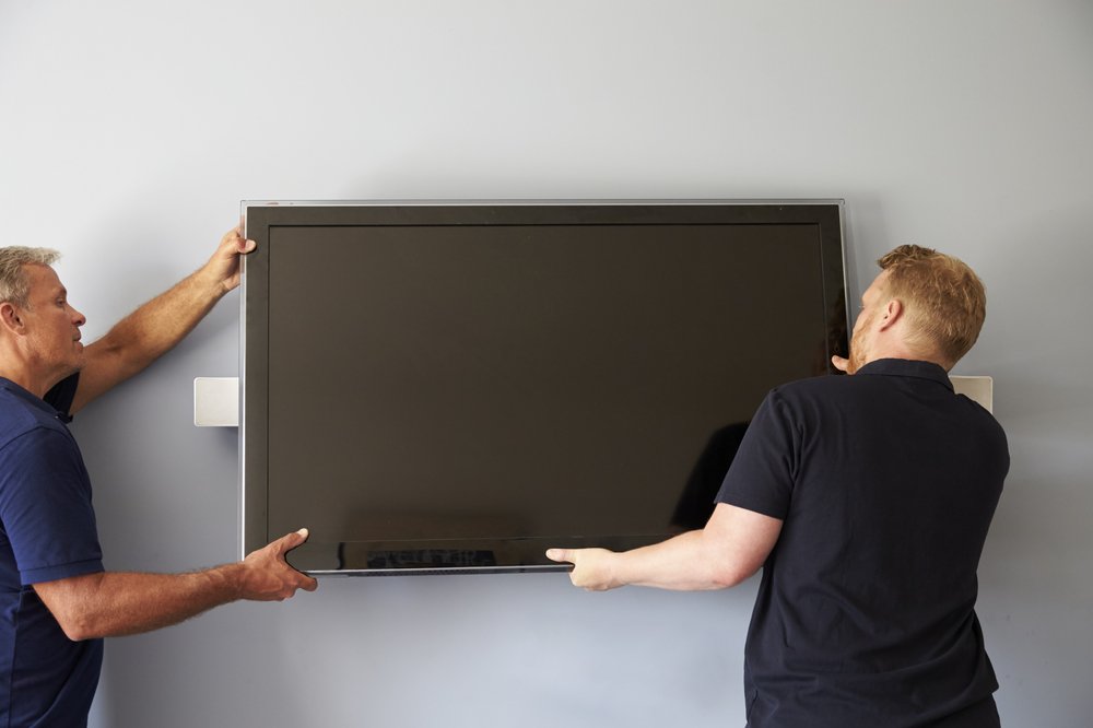 Can you mount a TV without studs